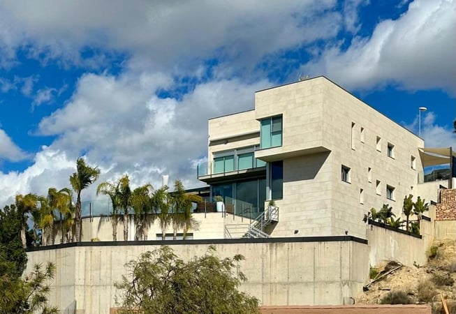 Villa in Murcia - view 1