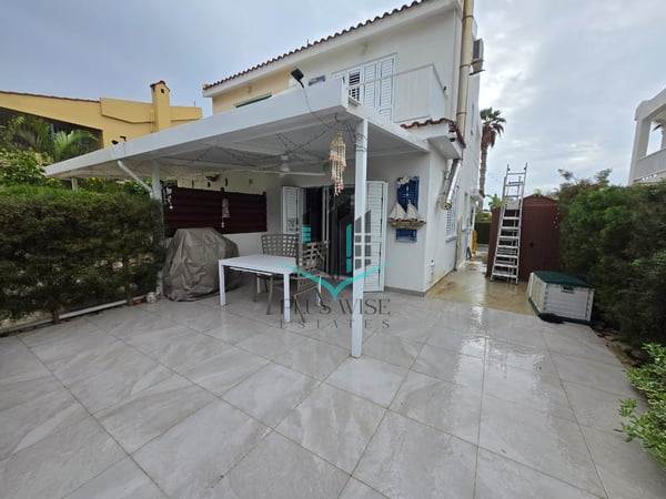 Villa in Perivolia (Larnakas) - view 1