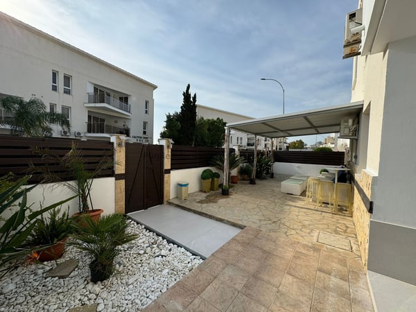 Apartment in Oroklini - view 1