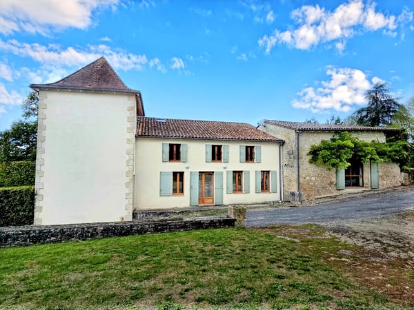 House in Eymet - view 1
