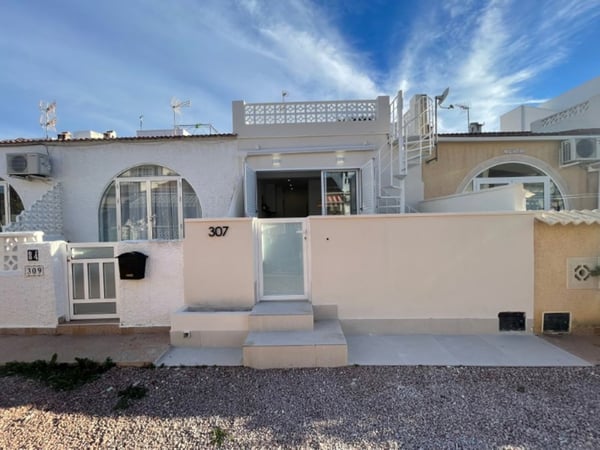 House in Torrevieja - view 1