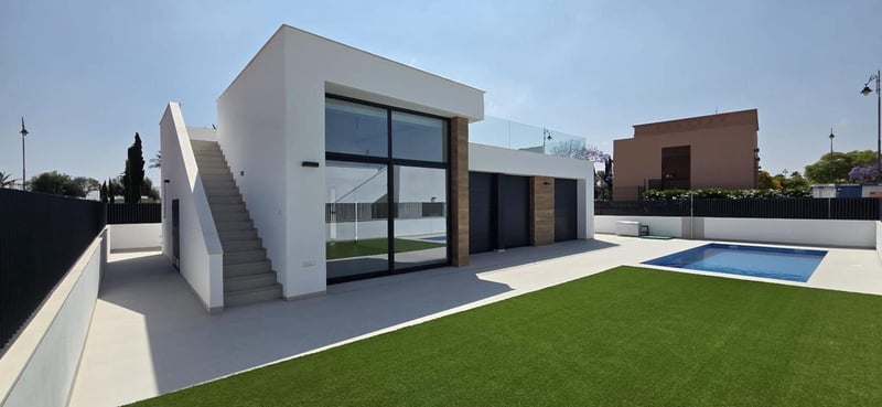Villa in Alhama de Murcia - view 1
