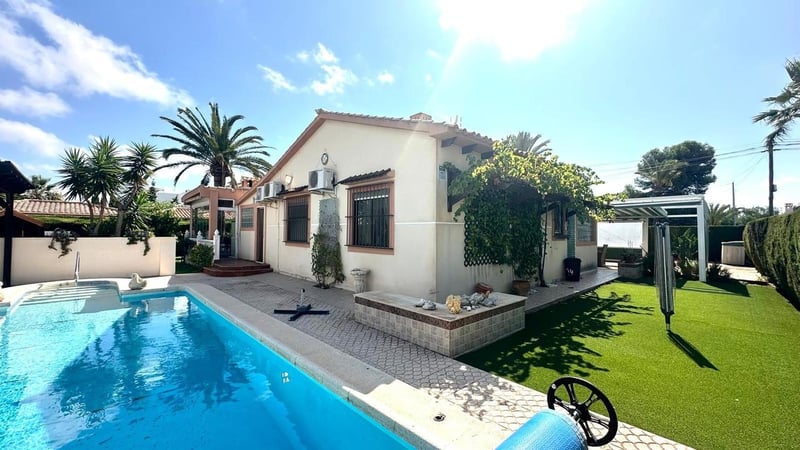 Villa in Cabo Roig - view 1