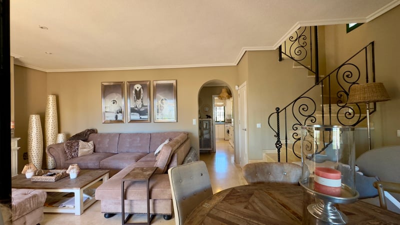 Villa in Urbanizacion los Balcones - view 1