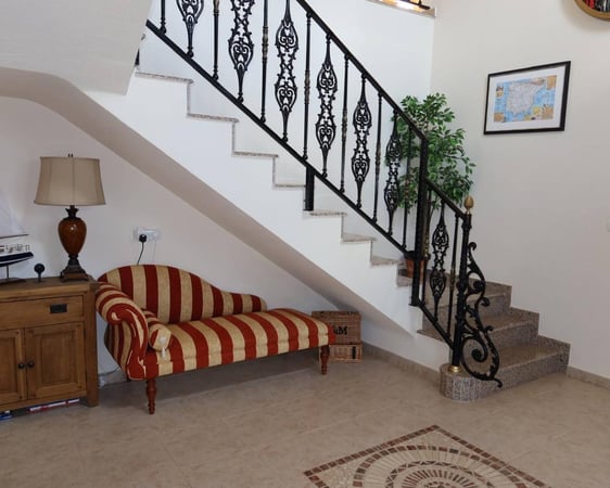 House in Molins - view 1