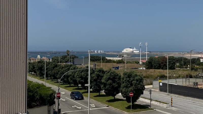 House in Foz do Douro - view 1
