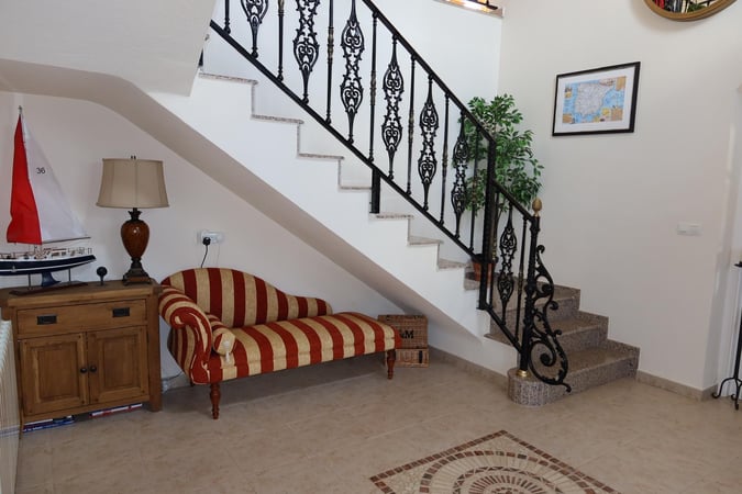 House in Molins - view 1