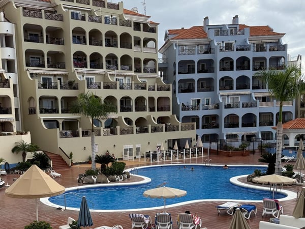 Apartment in Los Cristianos - view 1