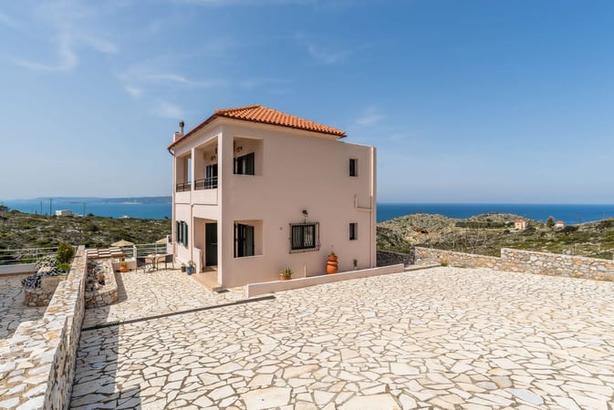 Villa in Kokkinon Khorion - view 1