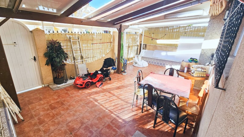 House in Los Alcazares - view 1