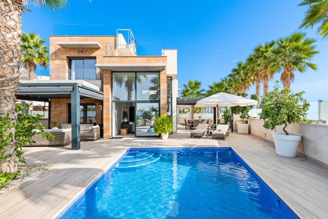 Villa in Cabo Roig - view 1