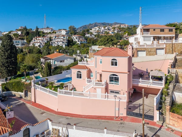 Villa in Torreblanca - view 1