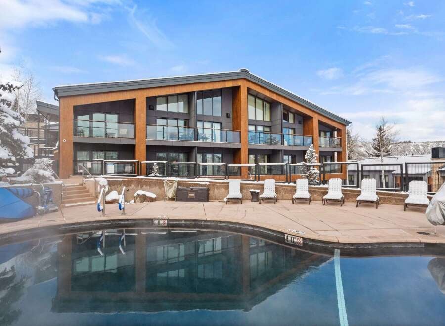 House in Snowmass Village - Image 2