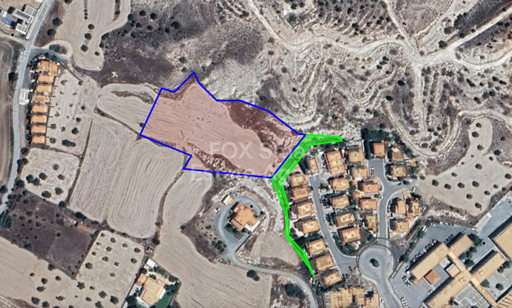 Land in Agia Varvara Lefkosias - view 1