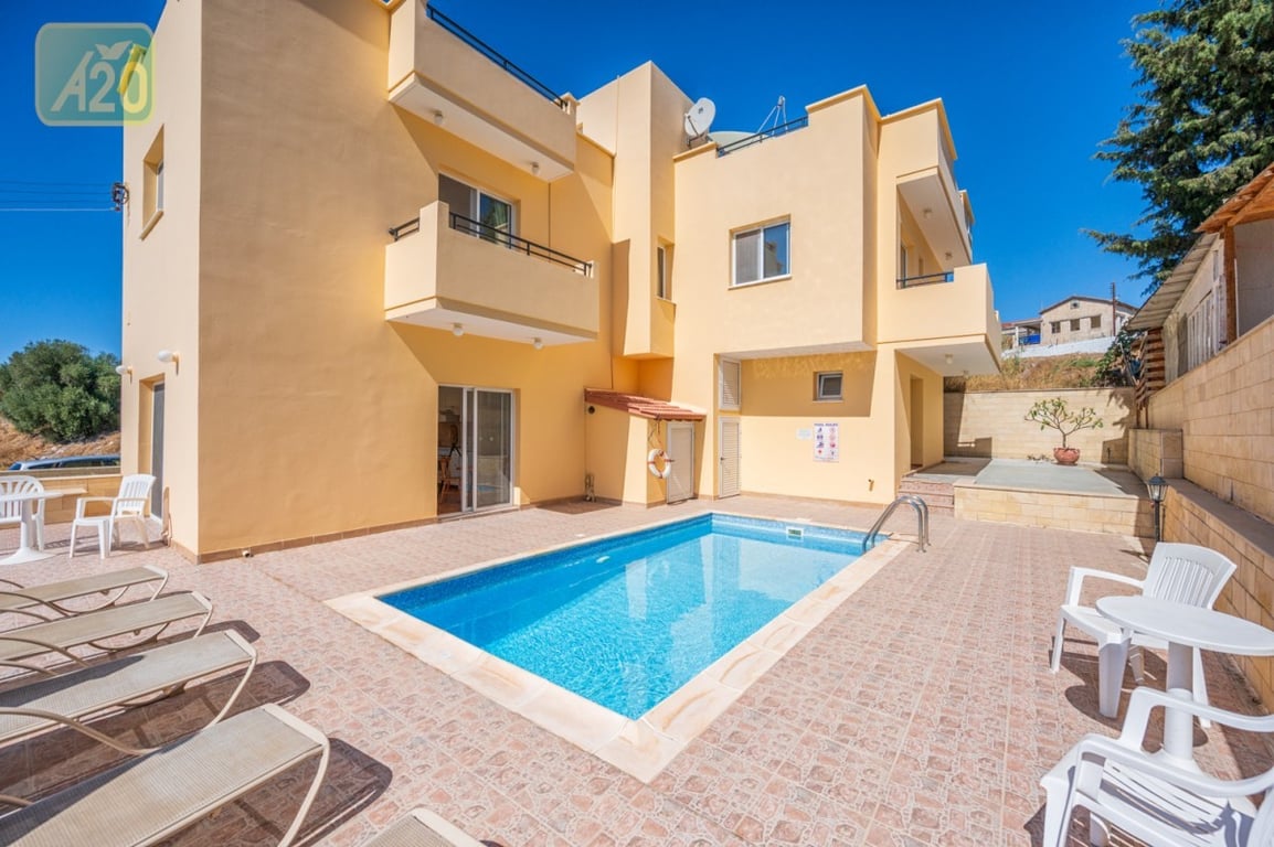 Villa in Polis Chrysochous - Image 2