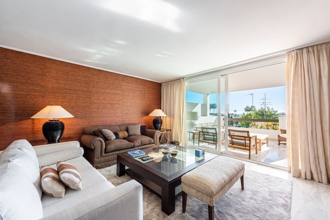 Apartment in Bel-Air - view 1