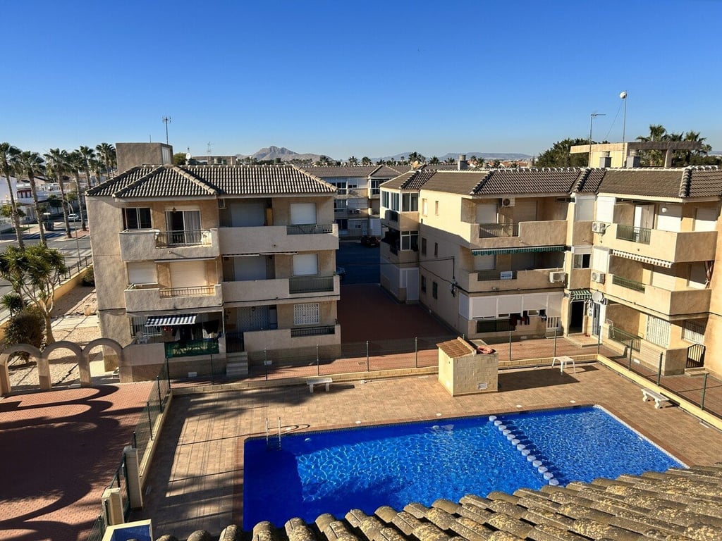 Apartment in Los Alcazares