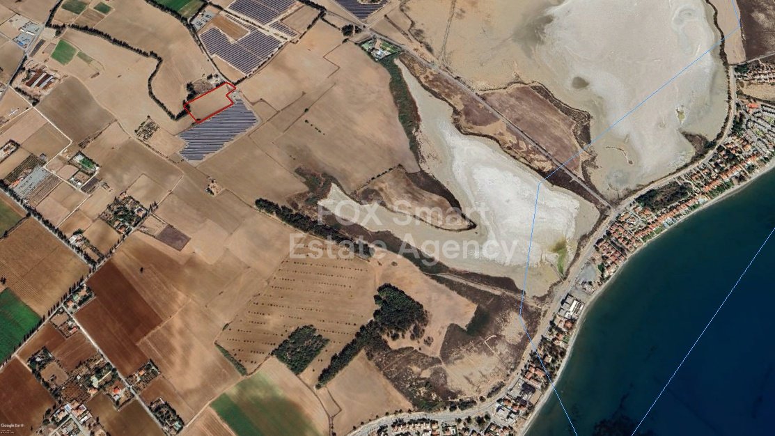 Land in Meneou - Image 3