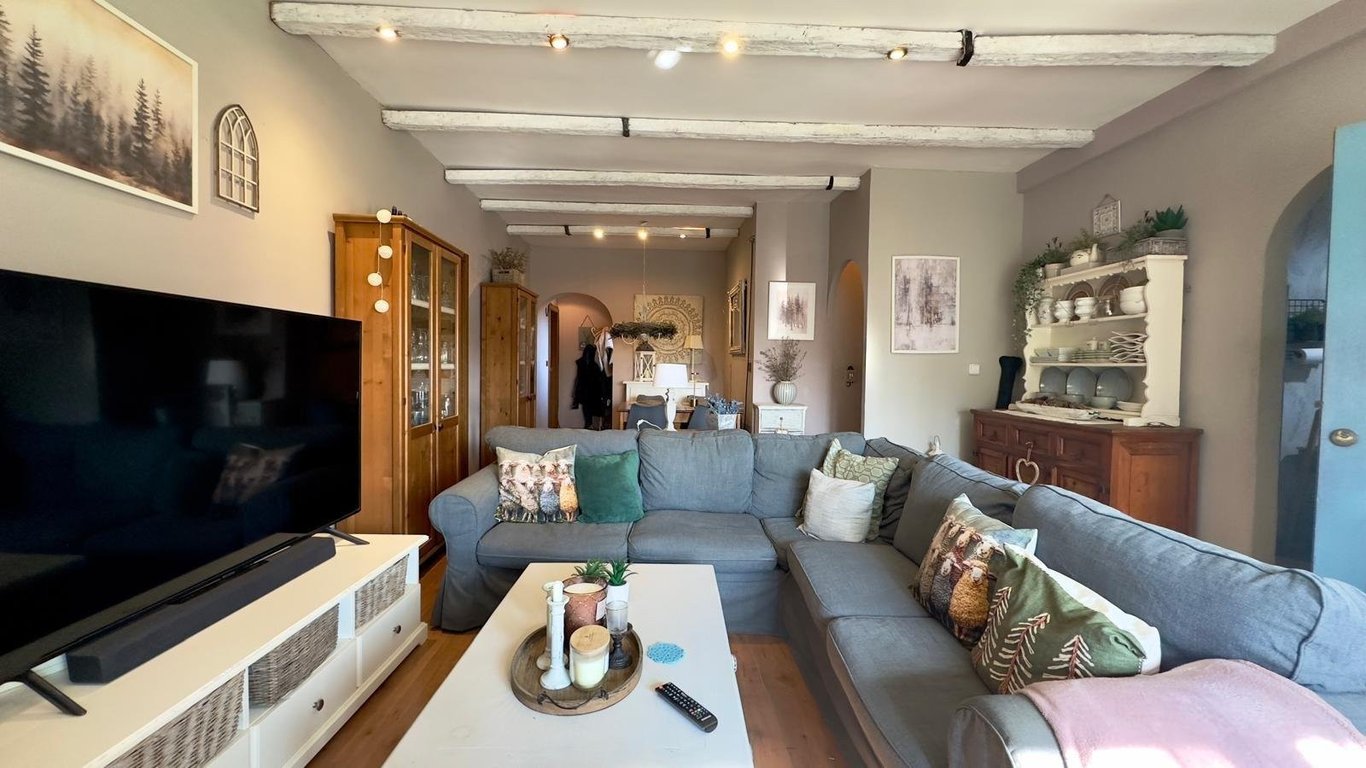 Villa in Torrevieja - Image 2