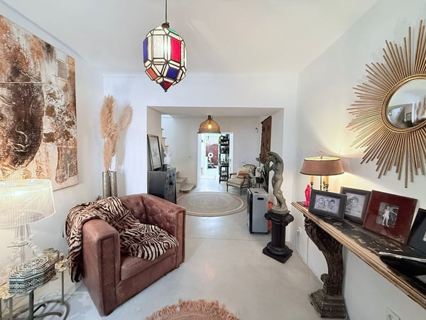 House in Coin - view 1