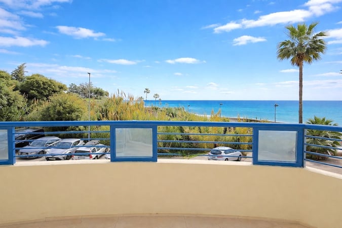 Apartment in Marbella - view 1