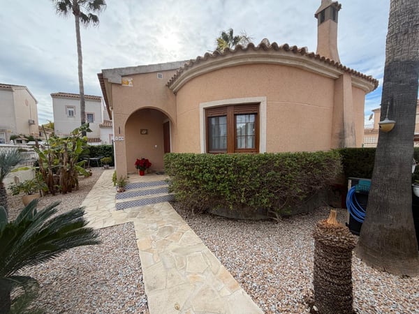 House in Ciudad Quesada - view 1