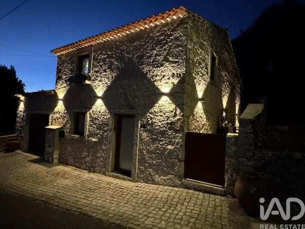 House in Porto de Mos - view 1