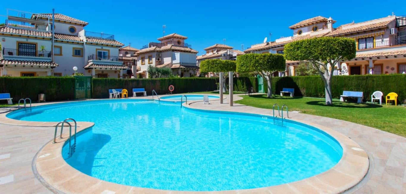 House in Punta Prima - Image 3