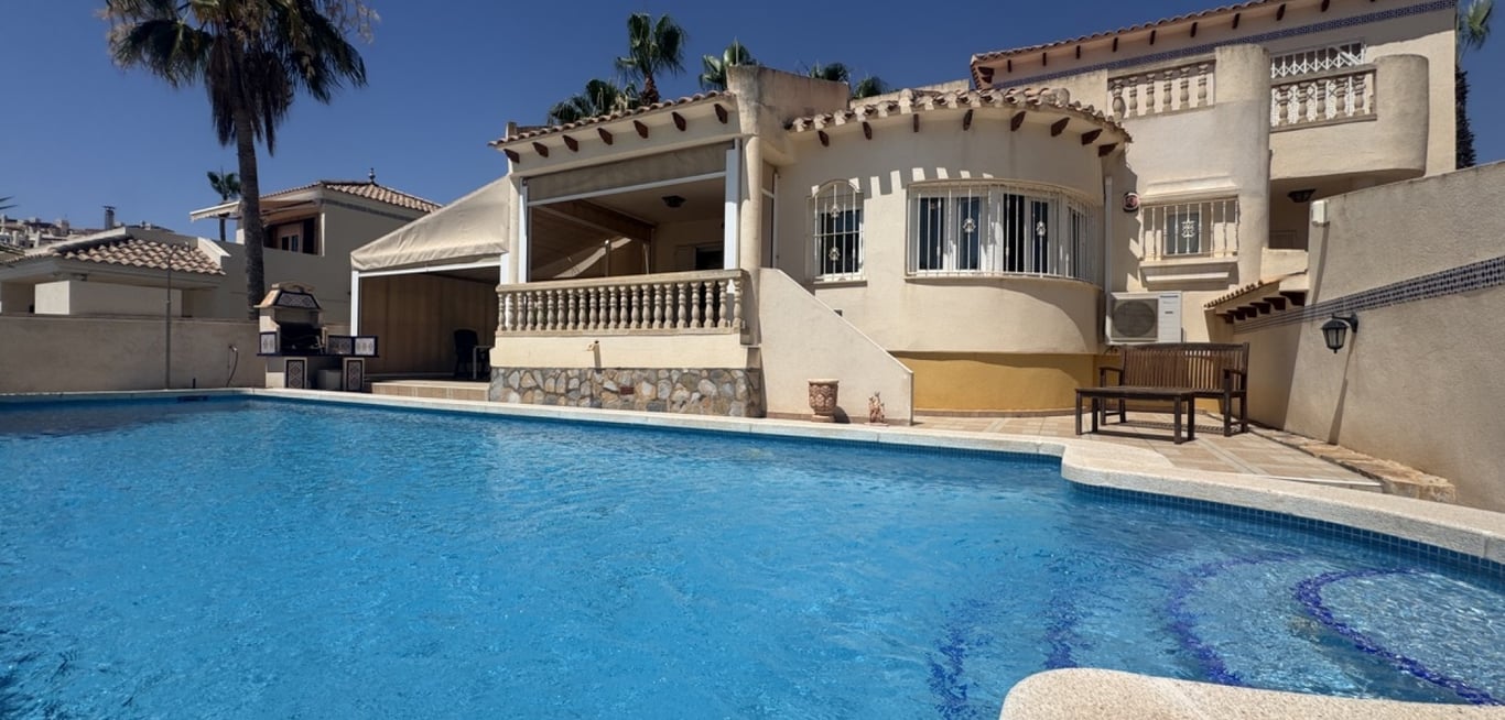 House in Dehesa de Campoamor - Image 2