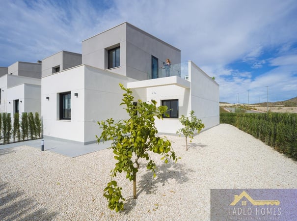 House in Lo Mendigo - view 1