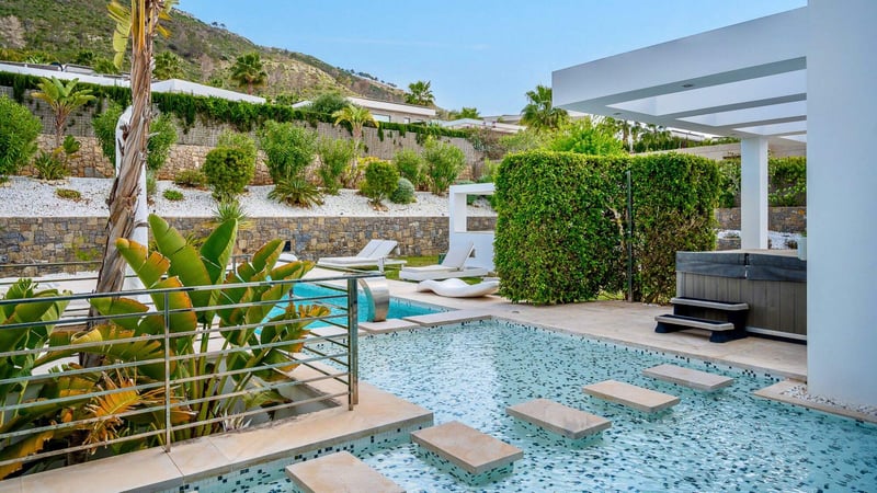 Villa in Javea - view 1