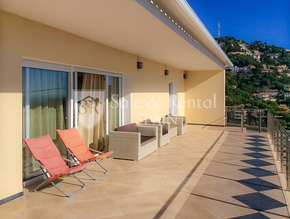 House in Lloret de Mar - Image 3