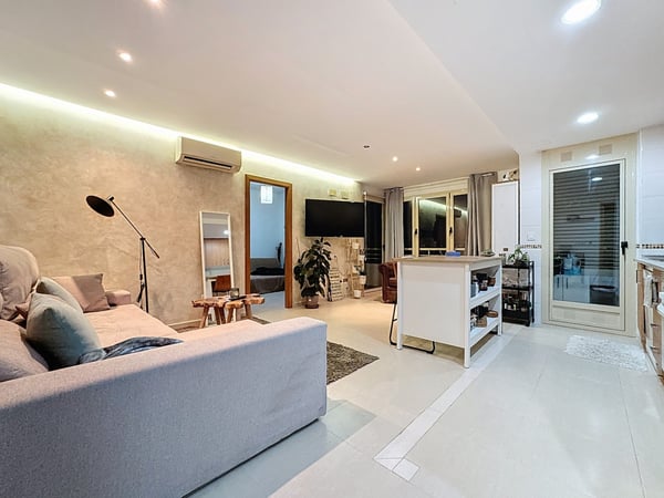 Apartment in l'Alfas del Pi - view 1