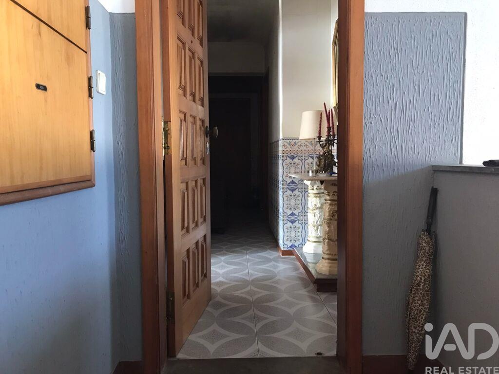 Apartment in Apelacao - Image 2