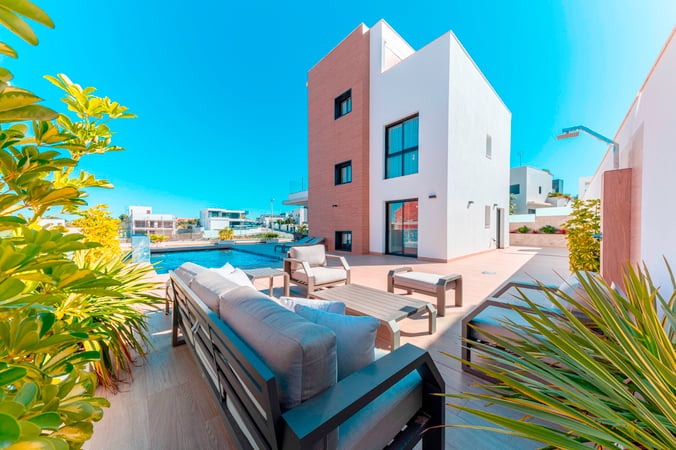 House in Dehesa de Campoamor - view 1