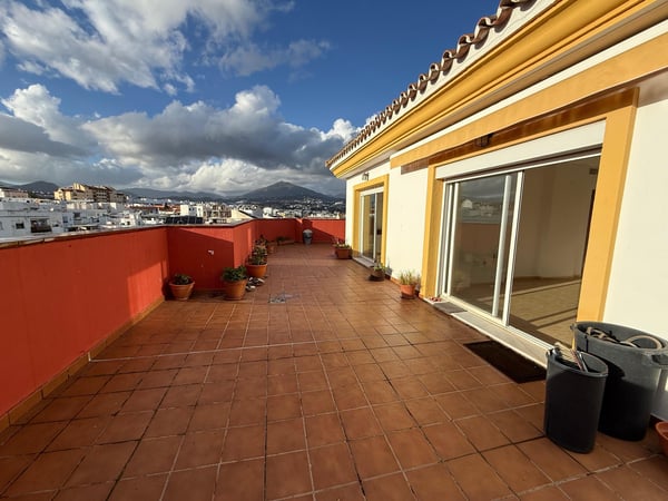 Apartment in San Pedro de Alcantara - view 1