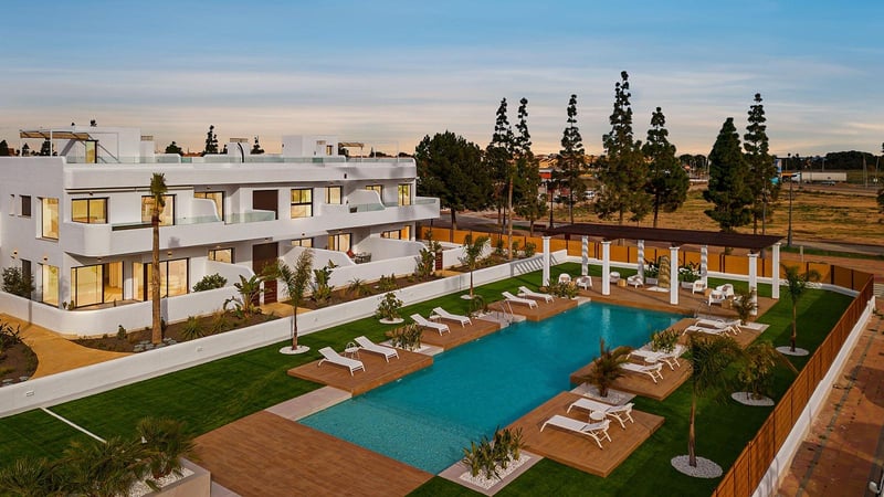 House in Los Alcazares - view 1