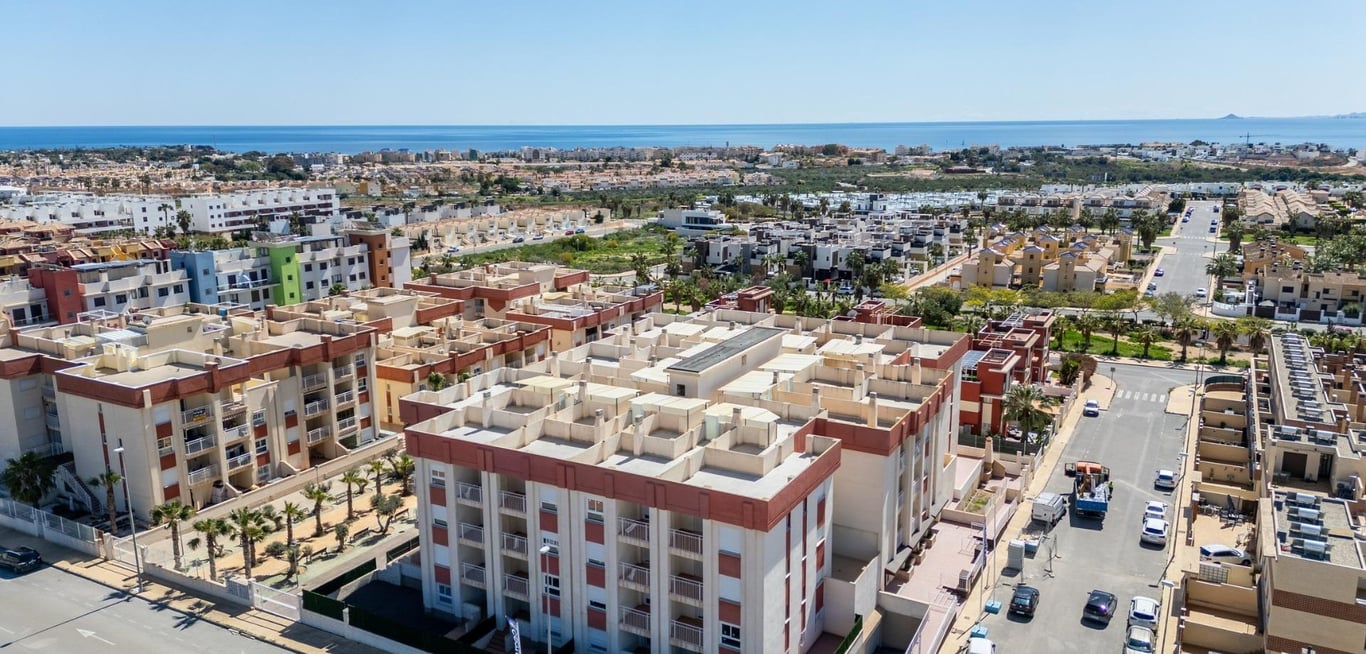 Apartment in Dehesa de Campoamor - Image 2