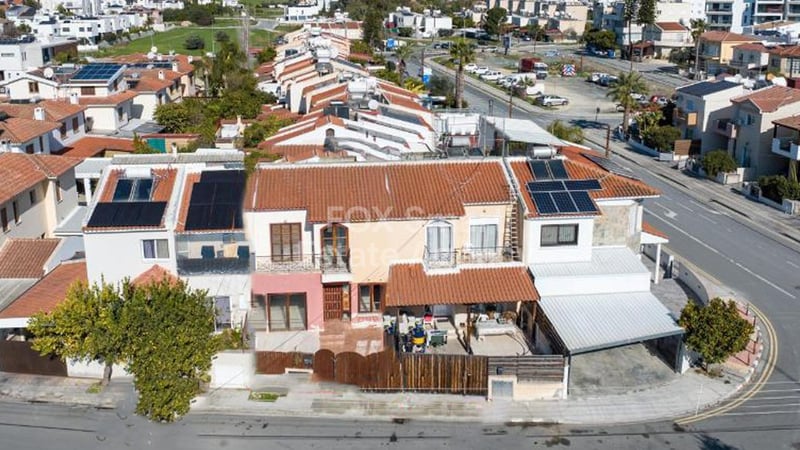 House in Agios Georgios - view 1