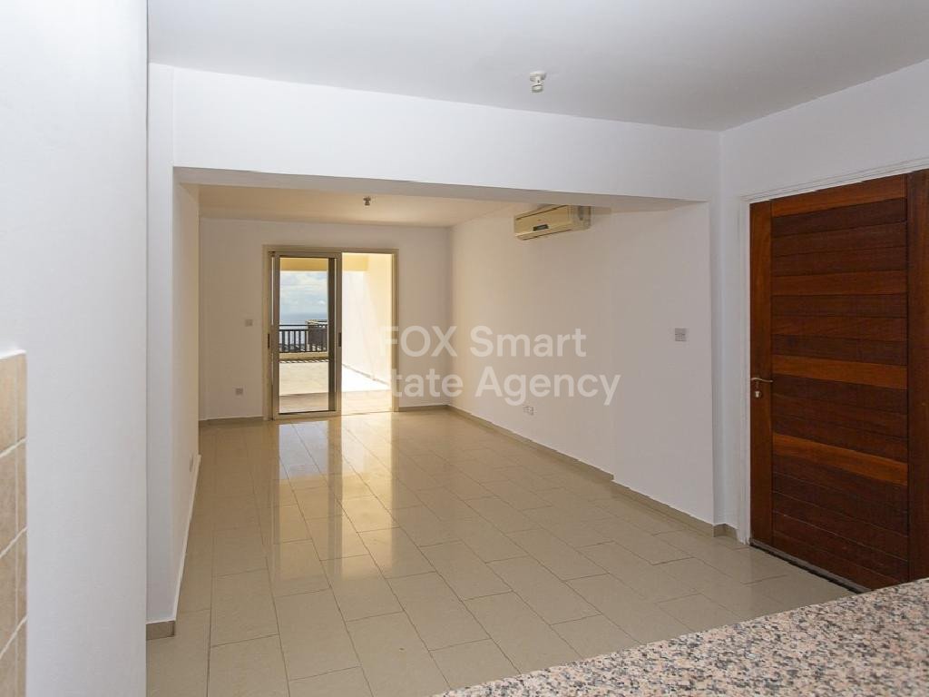 Apartment in Pegeia - Image 3