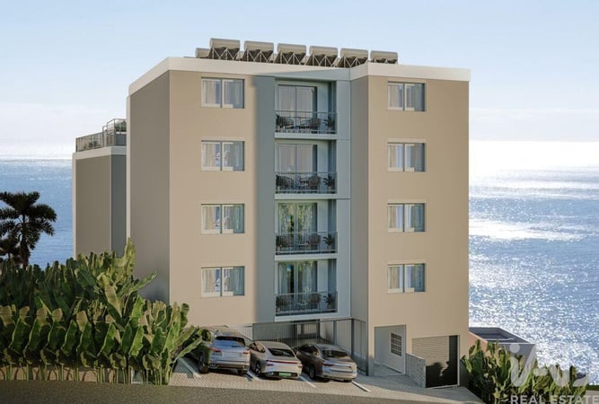 Apartment in Camara de Lobos - view 1