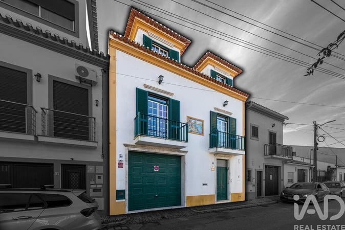 House in Golega - view 1