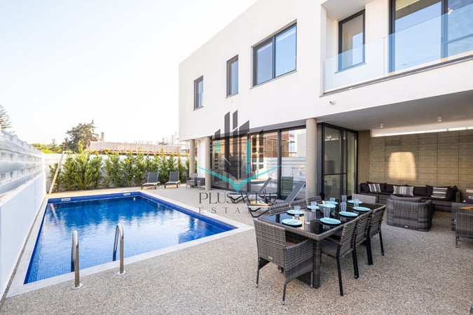 Villa in Pernera - view 1