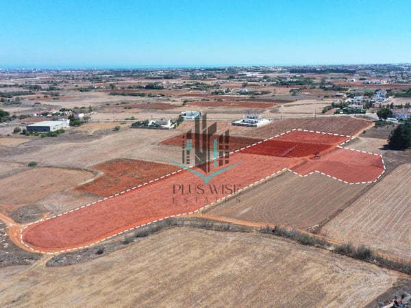 House in Frenaros - view 1