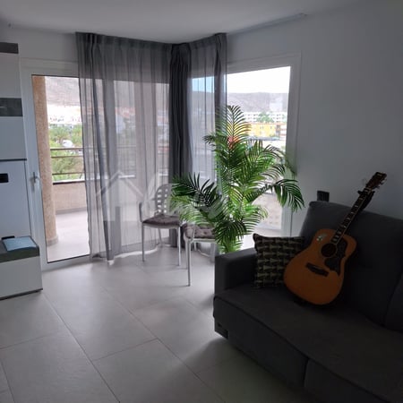 Apartment in Los Cristianos - view 1