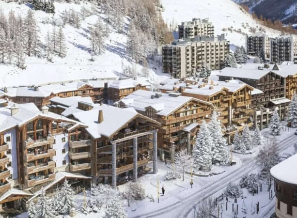 Apartment in Val-d'Isere - view 1