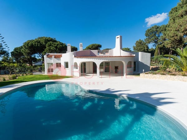 House in Quarteira - view 1