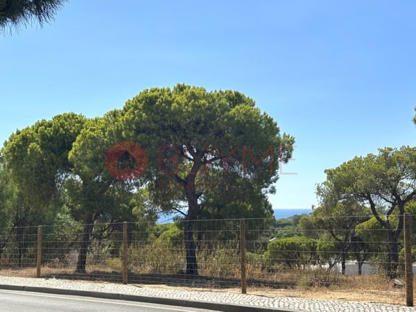 House in Almancil - view 1