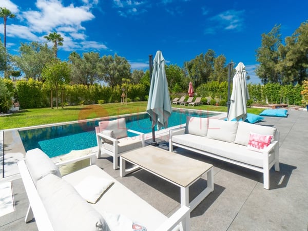 House in Almancil - view 1