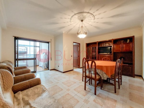 Apartment in Quarteira - view 1